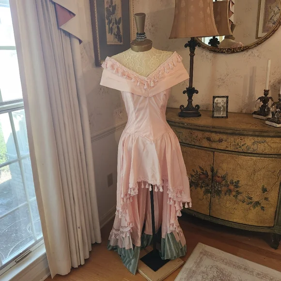 Custom Vintage Bridgeton Powder Pink Costume Party Stage Ball Party Gown M - Picture 1 of 7